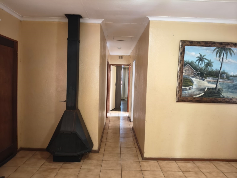 3 Bedroom Property for Sale in Mogwase North West